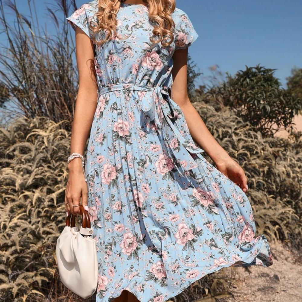 Floral Pleated Blue Floral Hem Belted Dress